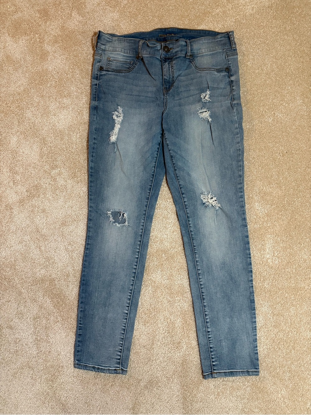 Maurice’s Jeans Distressed Size 18 Regular